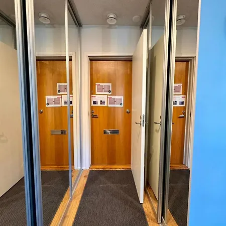 Kotimaailma - Saunallinen Keskusta-studio - Suvantokatu